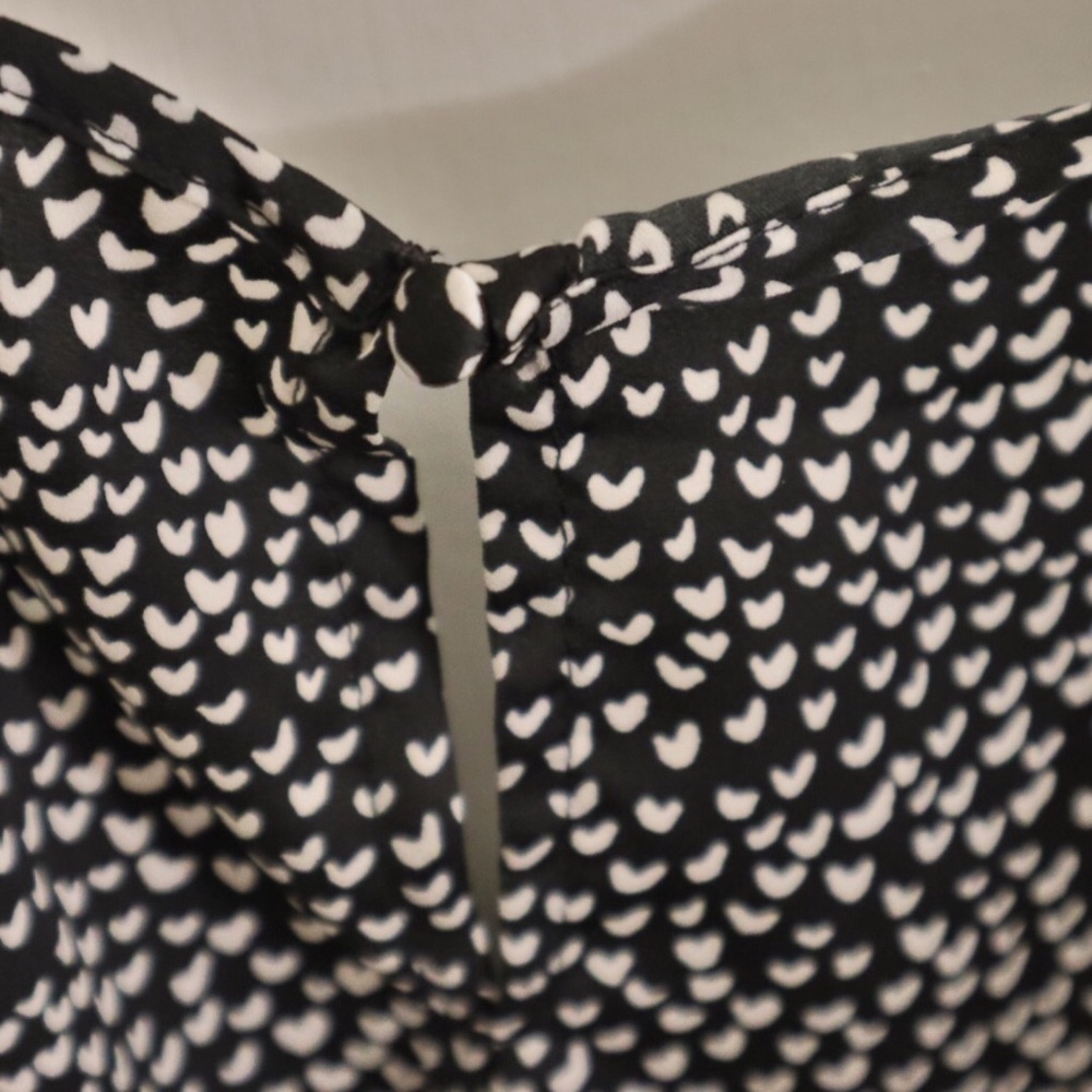 H&M Heart Patterned Top - Picture 2 of 3